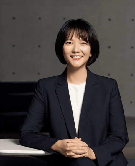 네이버 최수연 대표이사가  안전한 인공지능(AI) 생태계 조성을 위한 국제 논의에 선도적으로 참여한 공로를 인정받아 ‘유엔글로벌콤팩트(UNGC)' 신임 이사로 공식 선임됐다.[사진=네이버]